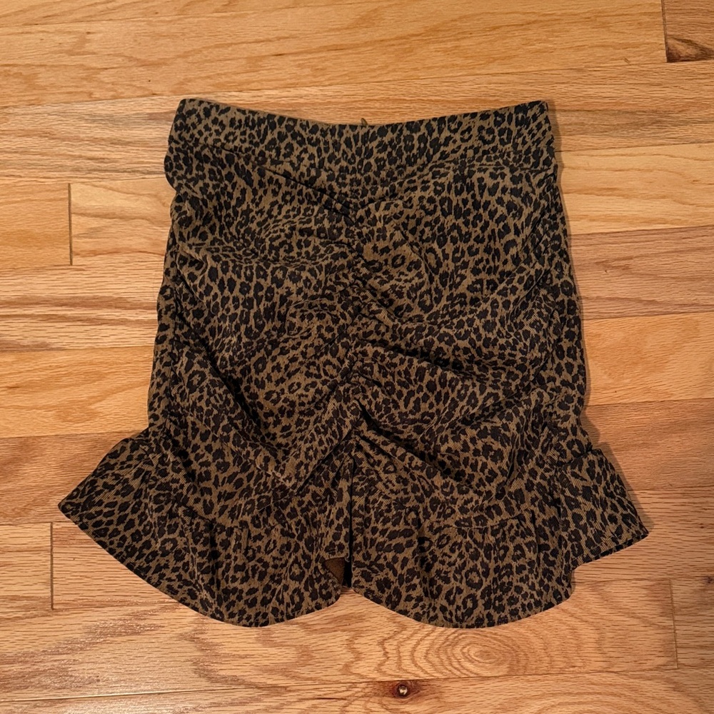 Zara Corduroy Leopard Print Mini Skirt size xs for the holidays